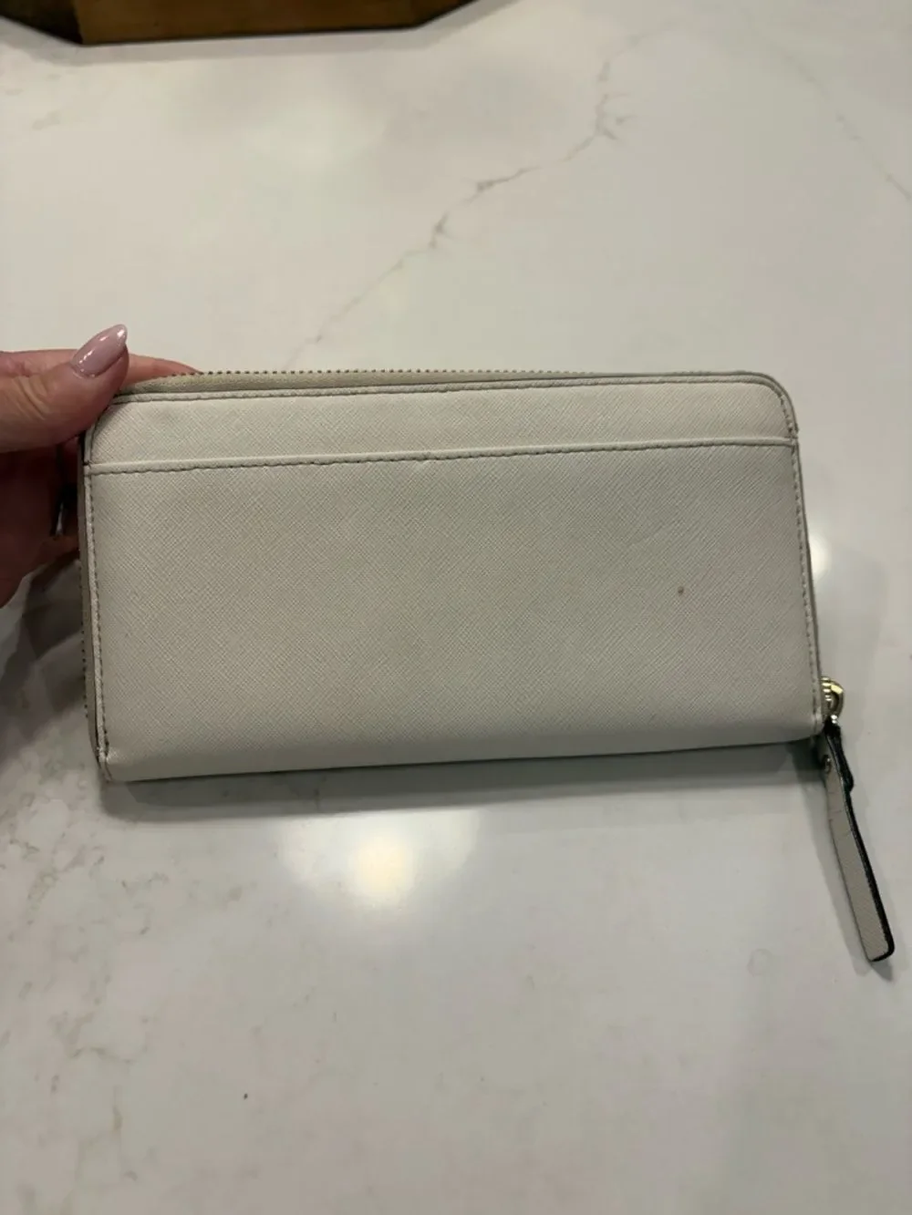 Kate Spade New York Cream Zip Wallet with Gold Plaque